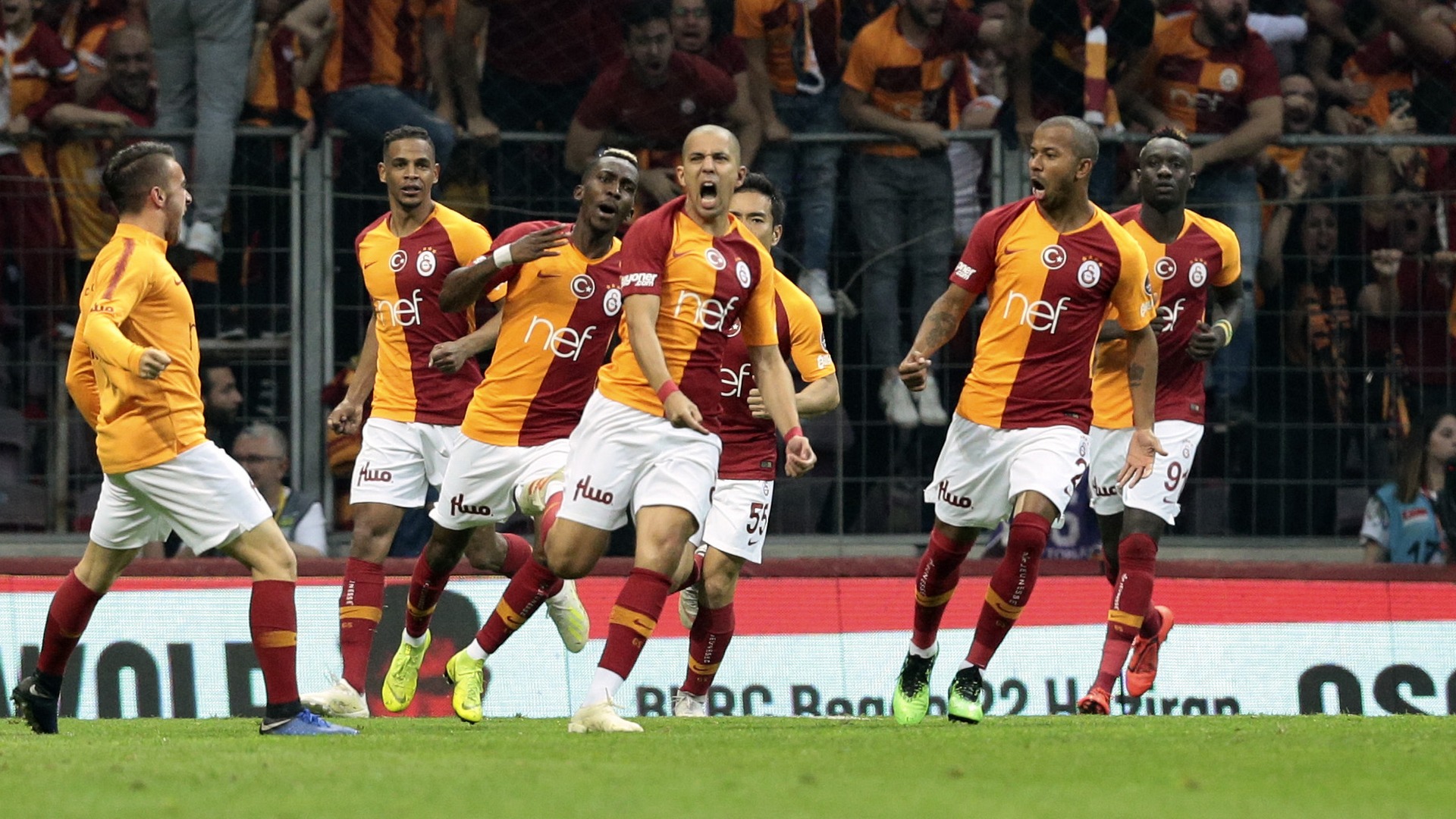 galatasaray-basaksehir-stsl-05192019_1jl26jsyoaayu1dbty3zussg46.jpg